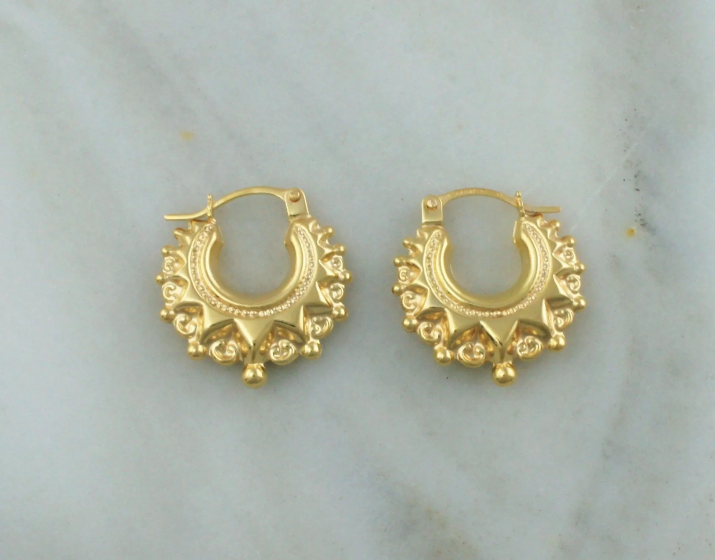 9ct Yellow Gold Victorian Style Spiked Round Creole Hoop Earrings 17mm