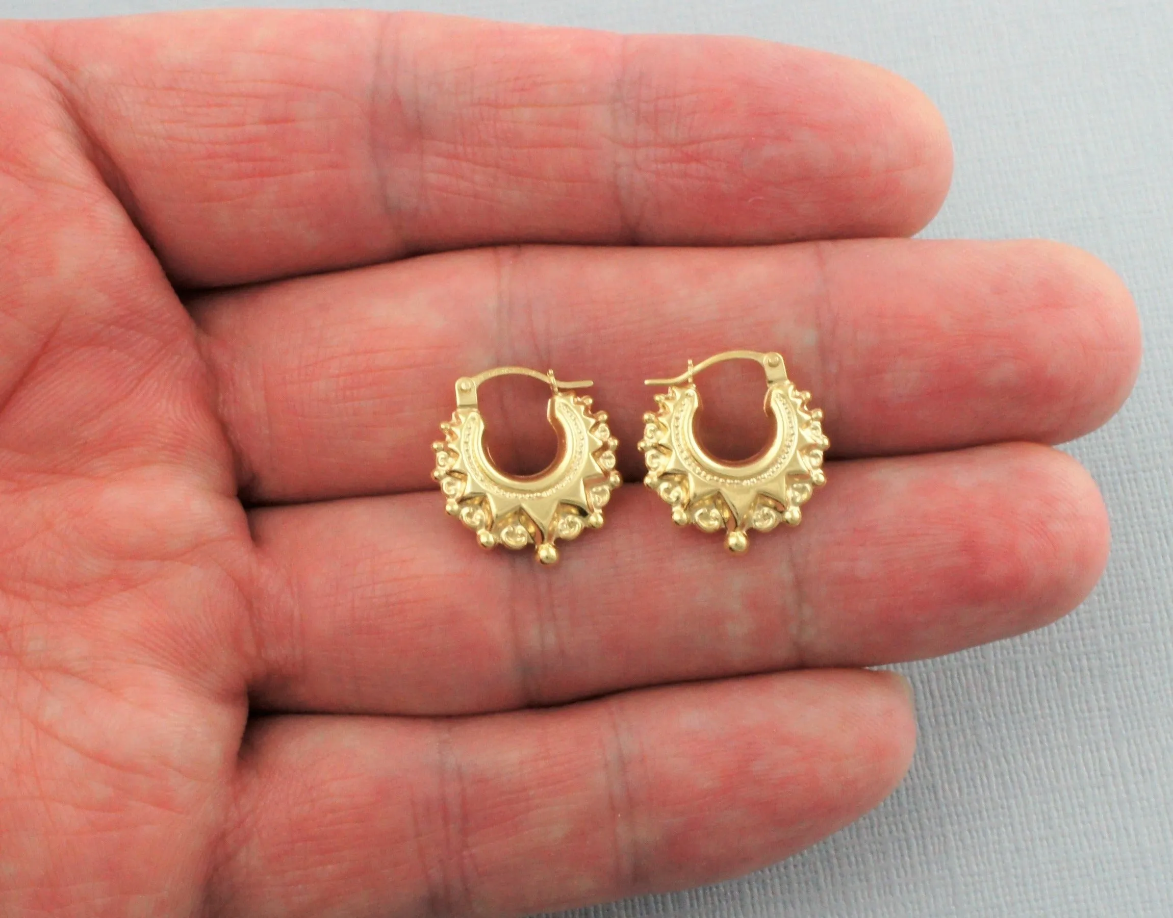 9ct Yellow Gold Victorian Style Spiked Round Creole Hoop Earrings 17mm