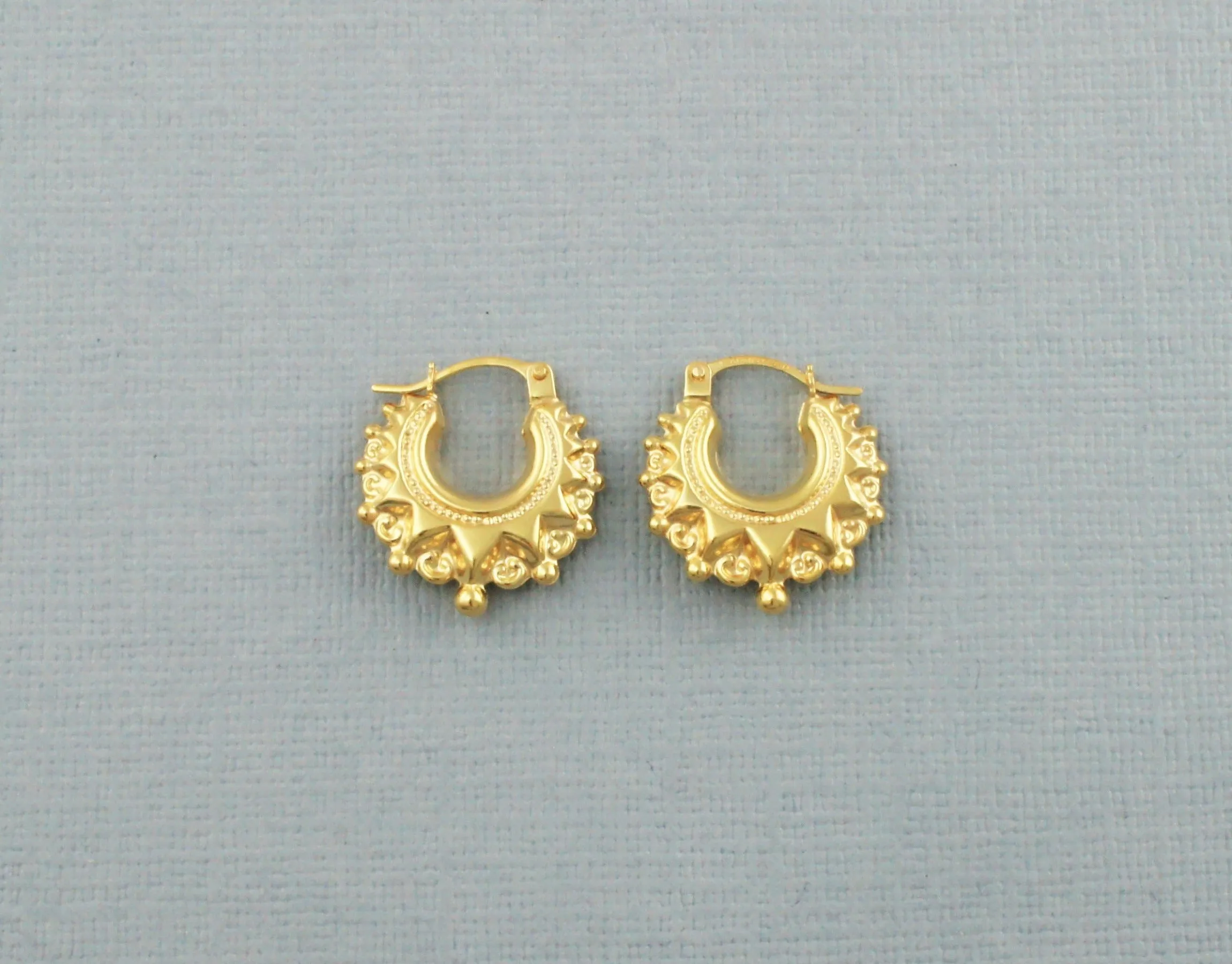 9ct Yellow Gold Victorian Style Spiked Round Creole Hoop Earrings 17mm