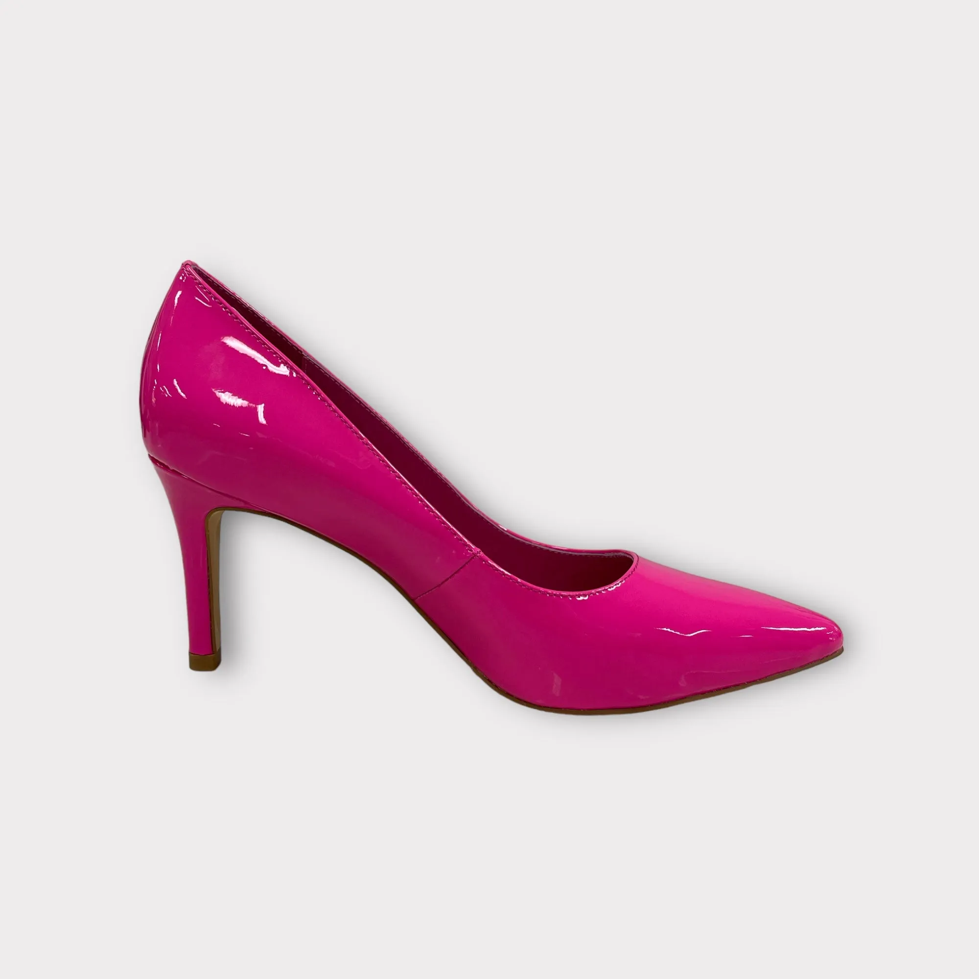 Barrios Fuchsia Patent Heels