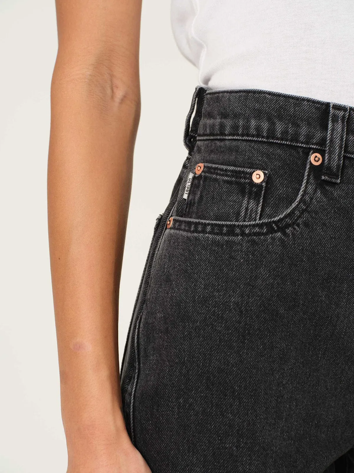 Demie Straight Leg Jeans - Grey