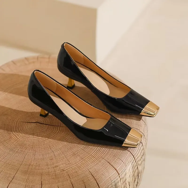 Diamoré Chromura Classic Pumps