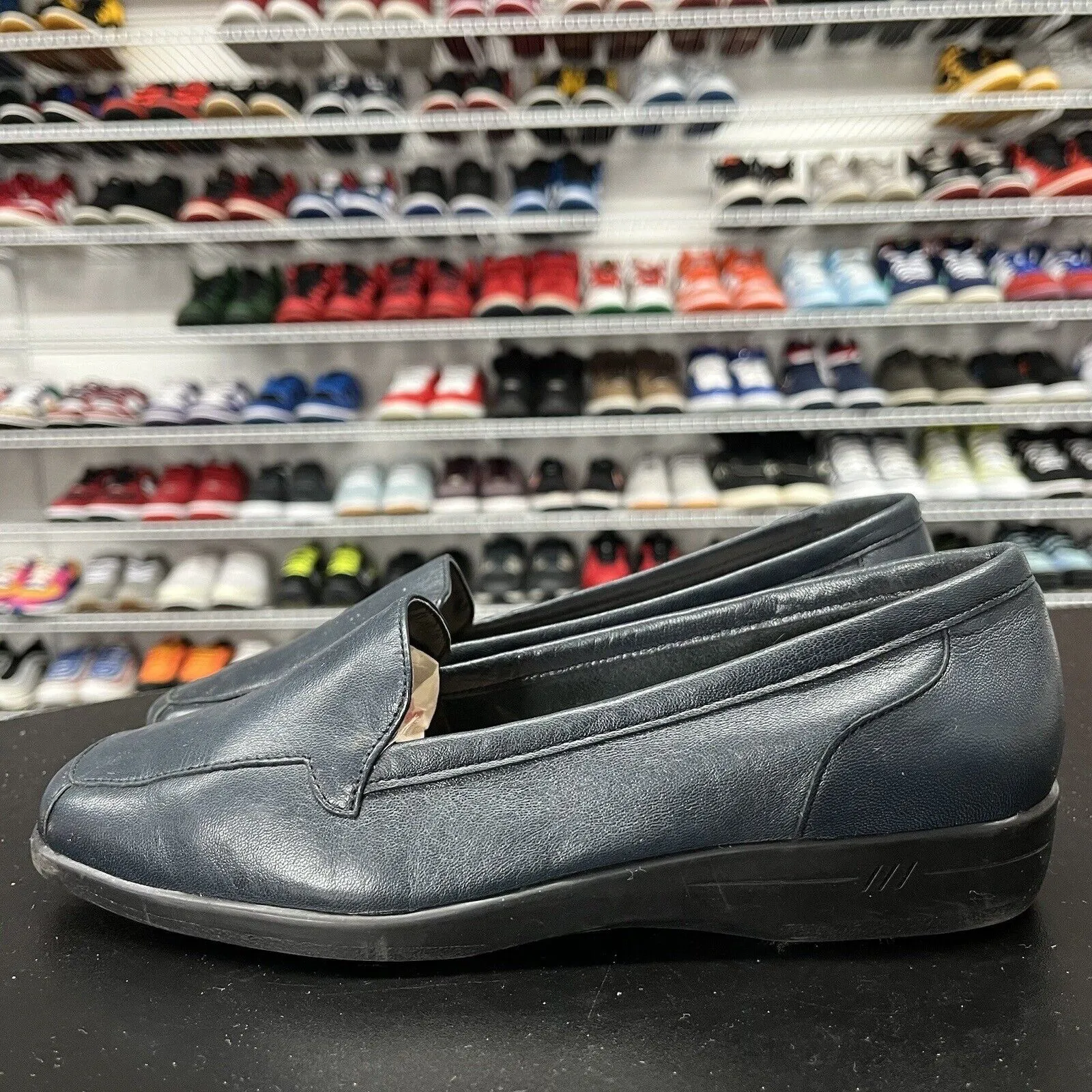 Easy Spirit Women's Leather Slip-On Estreasure Shoe Navy Size 7 M