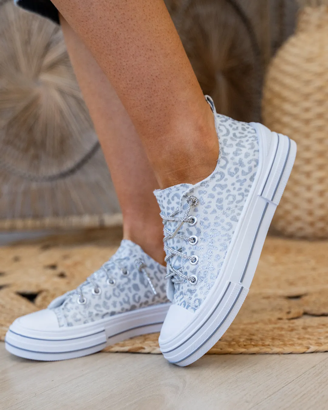 NEW! Very G Aman Prints Sneakers - White & Silver Leopard