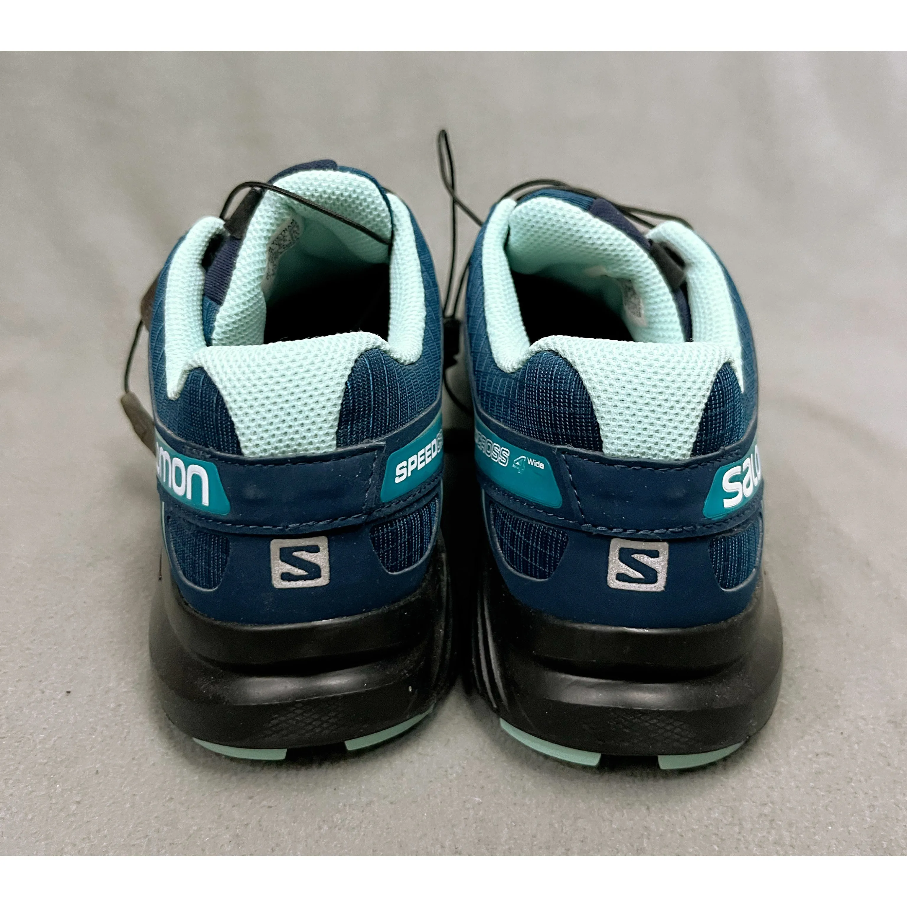 Salomon blue Speedcross trail running shoes, size 8.5, BRAND NEW!